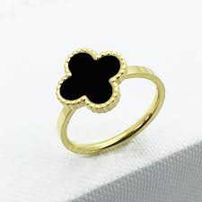Stella Firkløver svart Ring