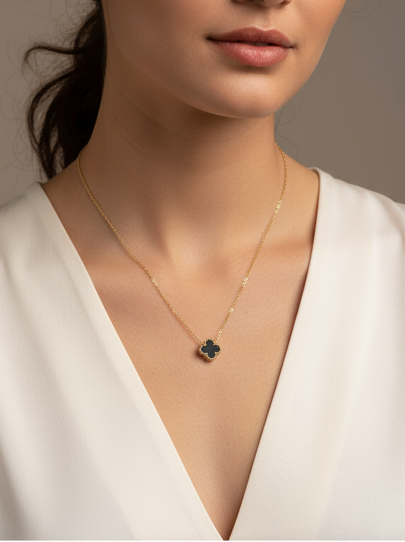 Mini Fyrklöver Halsband Svart